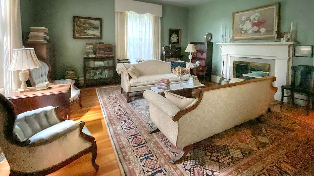 Mickle Knox - Spacious living room with elegant decor and fireplace